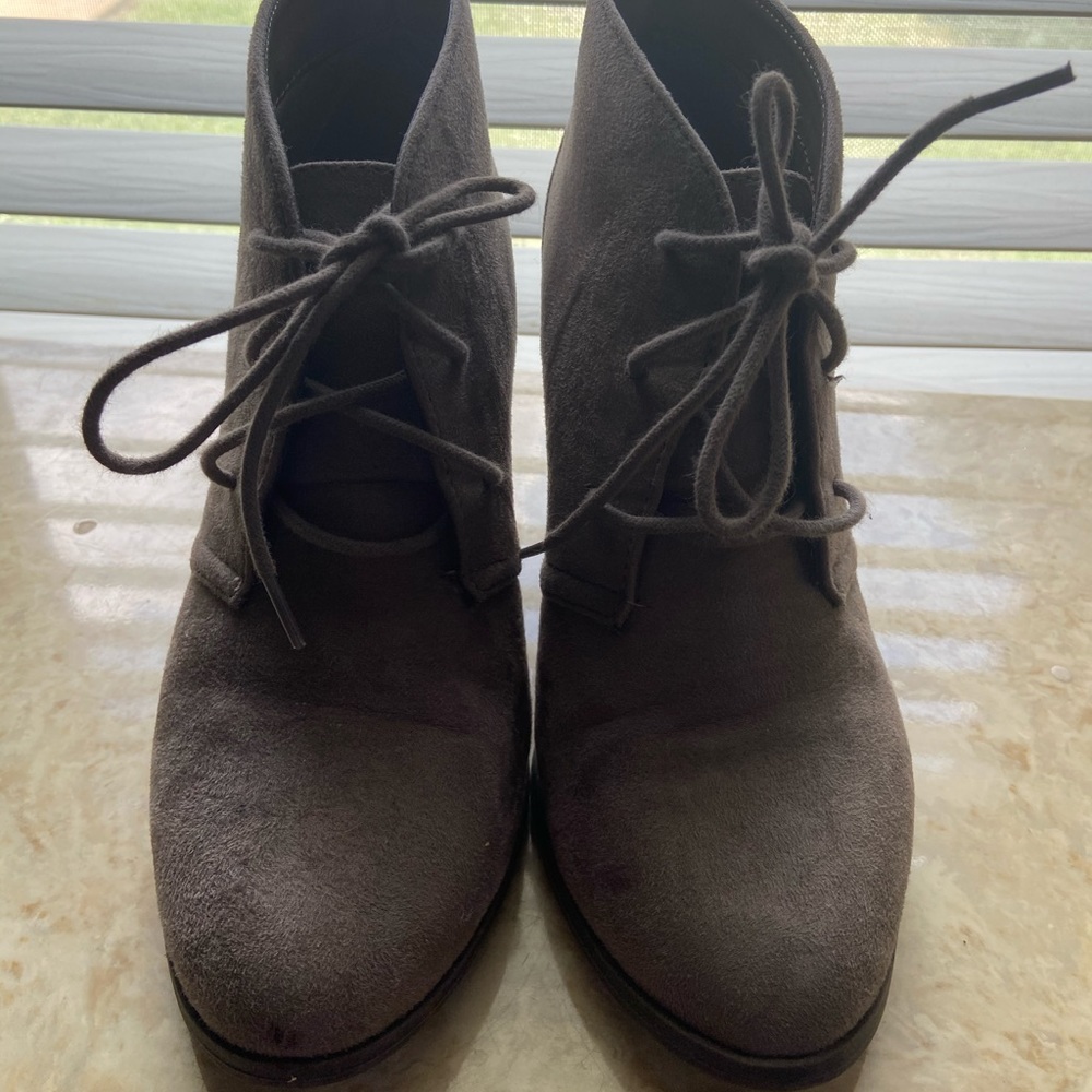 Boots - Picture 3 of 3